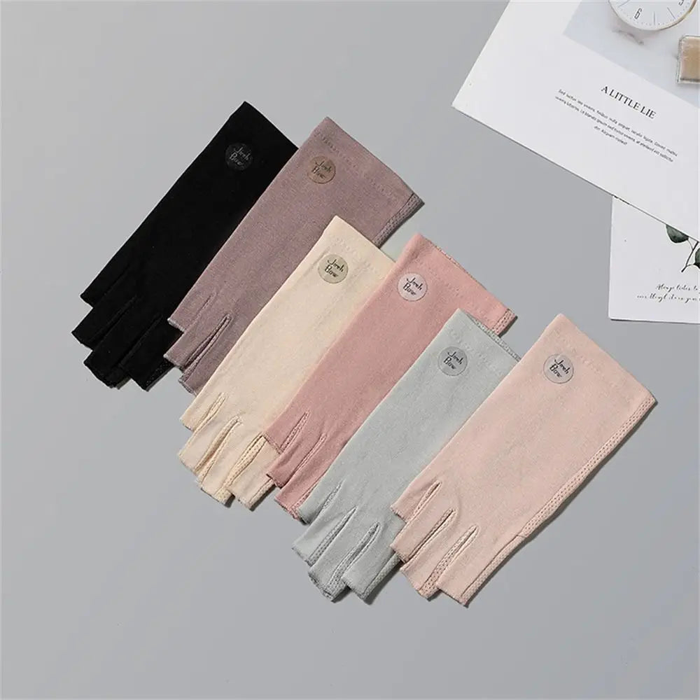 UV Protection Gloves